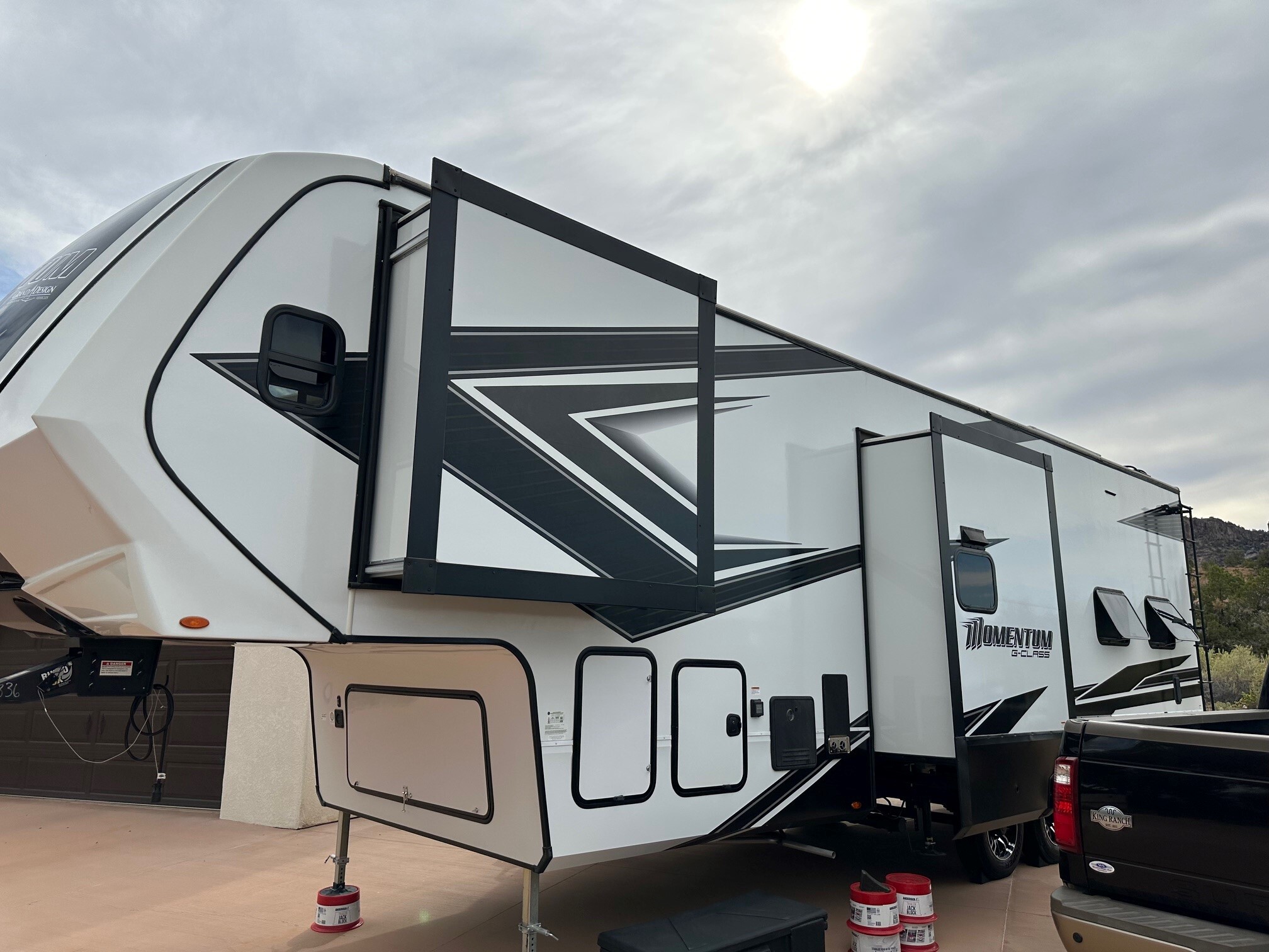 2023 Grand Design MOMENTUM G-CLASS 320G RV