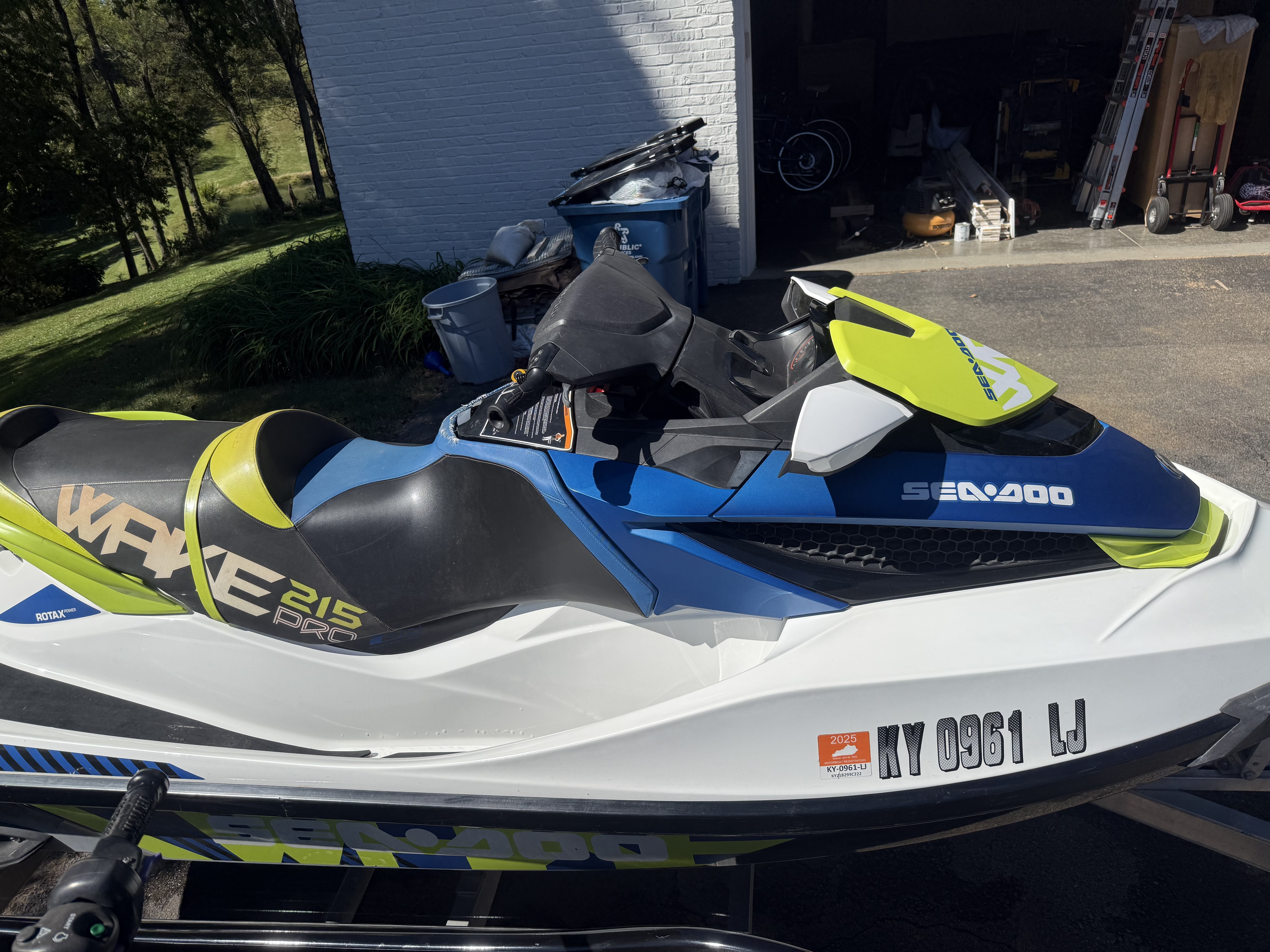 2016 Sea-Doo WAKE PRO 215 in prospect KY