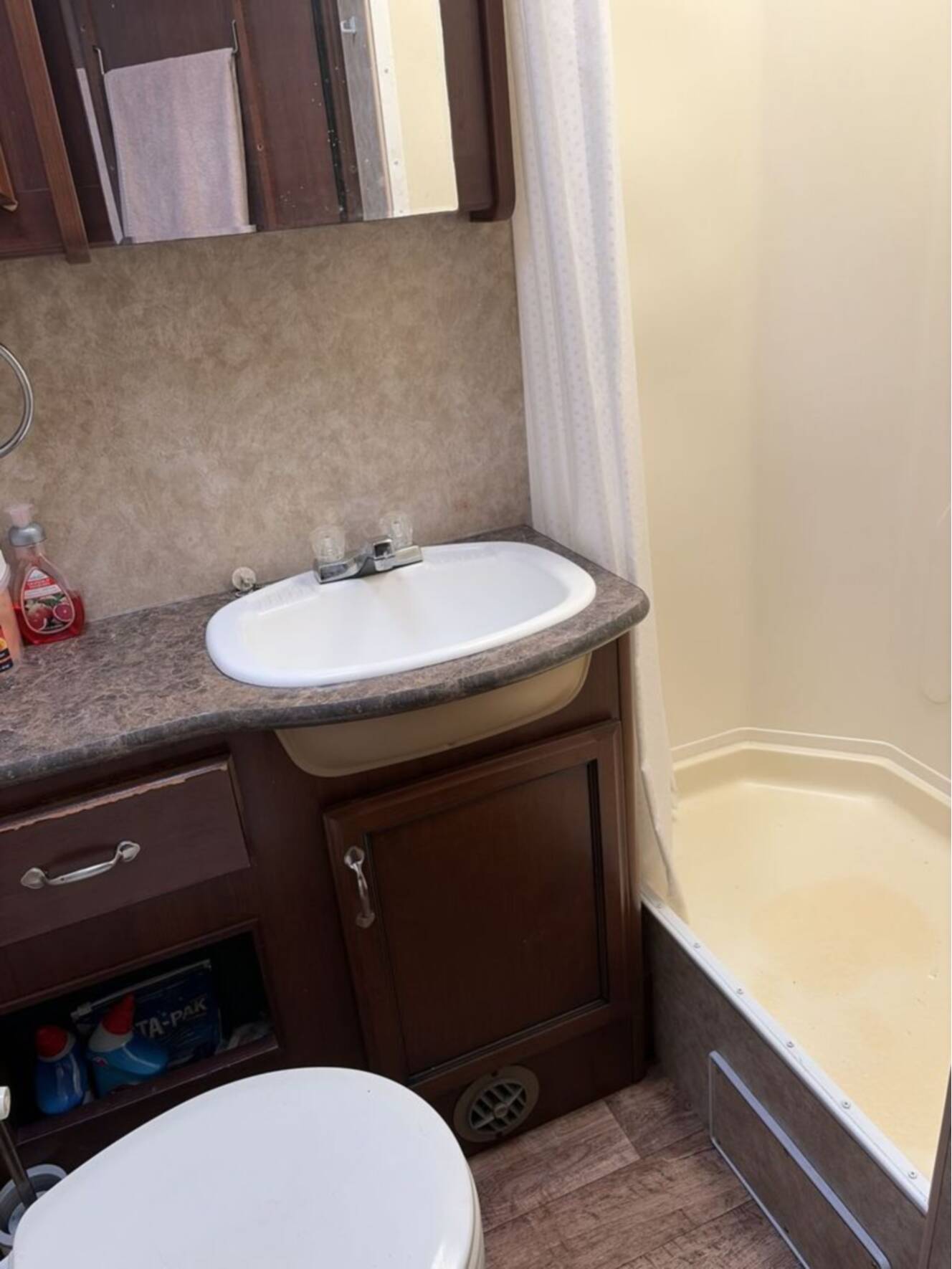 A photo of this 2013 Fleetwood Storm 28MS
