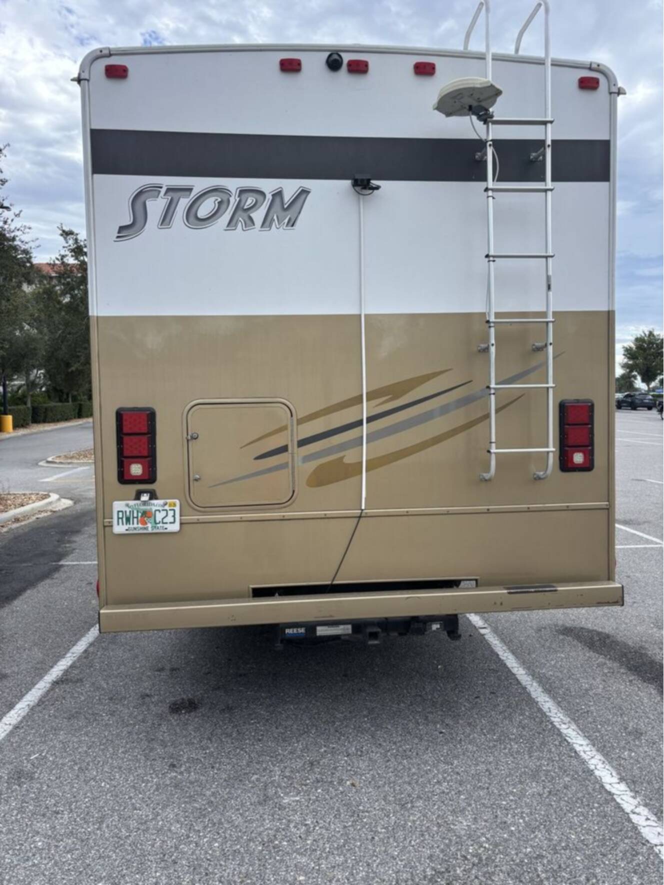 A photo of this 2013 Fleetwood Storm 28MS