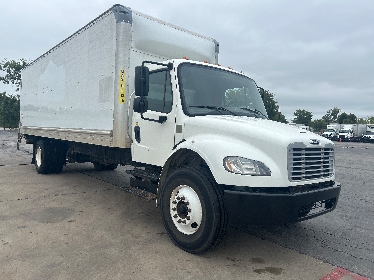 2020 FREIGHTLINER BUSINESS CLASS M2 106 in Tulsa, OK