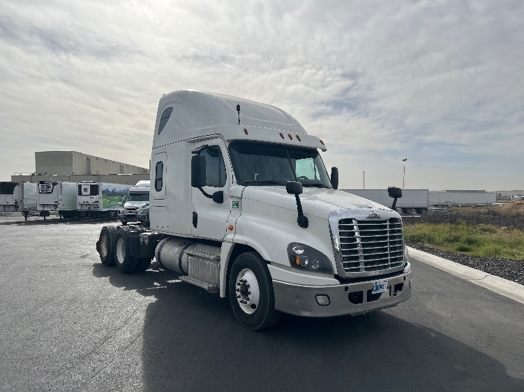 2019 FREIGHTLINER CASCADIA 125 in Pasco, WA