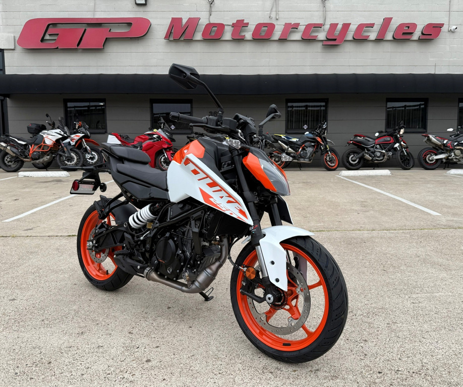 2024 KTM Duke 250 250 in San Diego, CA