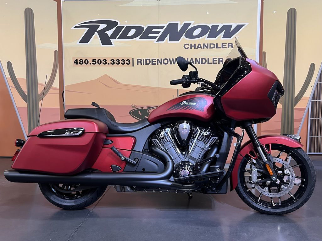 2026 Indian Challenger Dark Horse Sunset Red Smoke DARK HORSE in Chandler, AZ