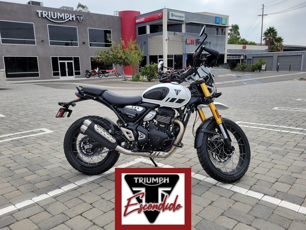 2026 Triumph Scrambler 400 XC Vanilla White 400 XC in Escondido, CA