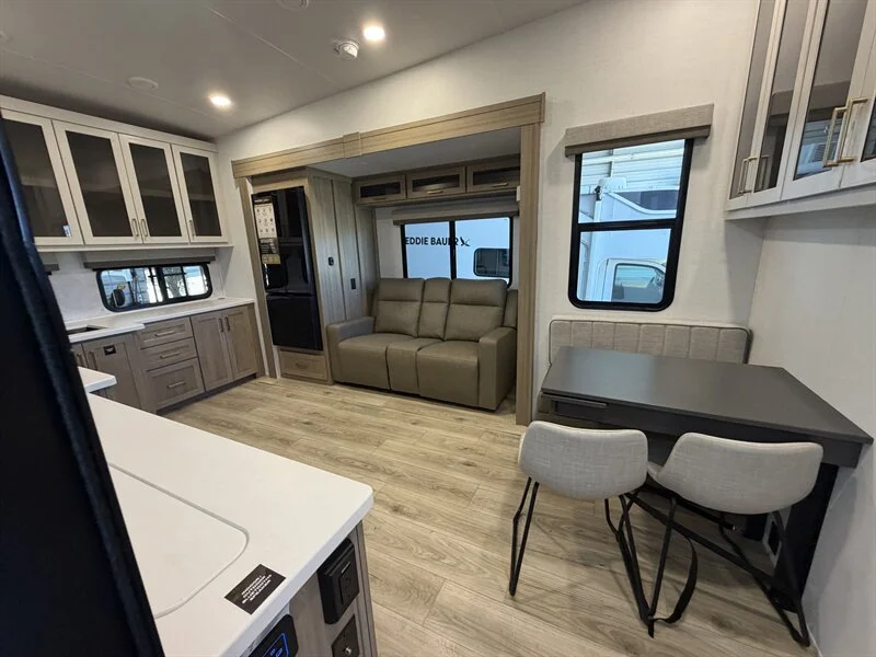 2027 Forest River SIGNATURE 301SRK Rockwood