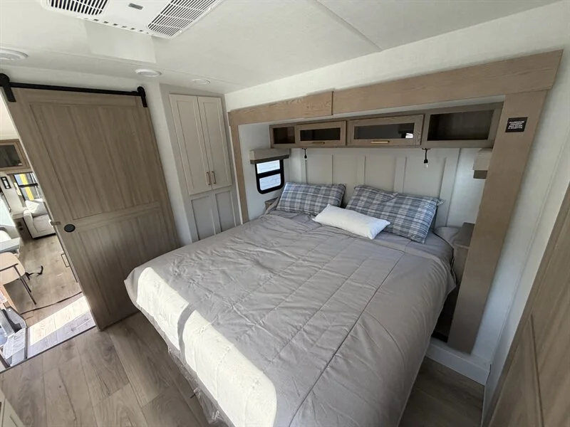 2027 Forest River Signature 401SFB Rockwood