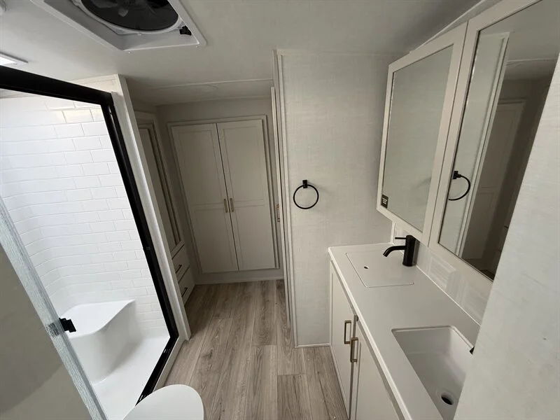 2027 Forest River Signature 401SFB Rockwood