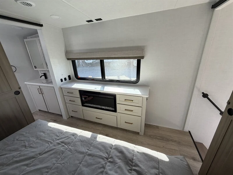 2027 Forest River Signature 401SFB Rockwood