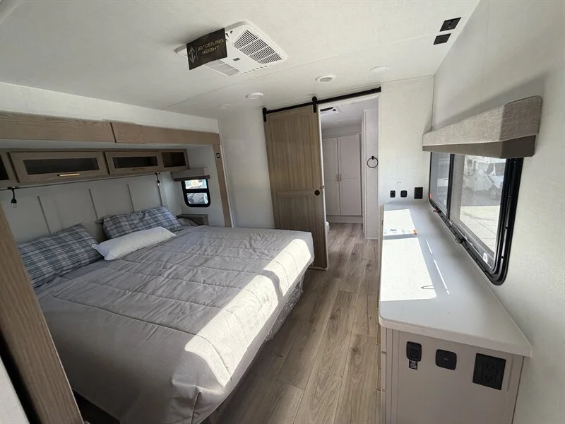 2027 Forest River Signature 401SFB Rockwood