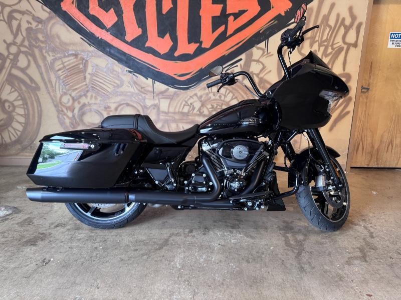 2026 Harley-Davidson ROAD GLIDE in Gainesville, FL