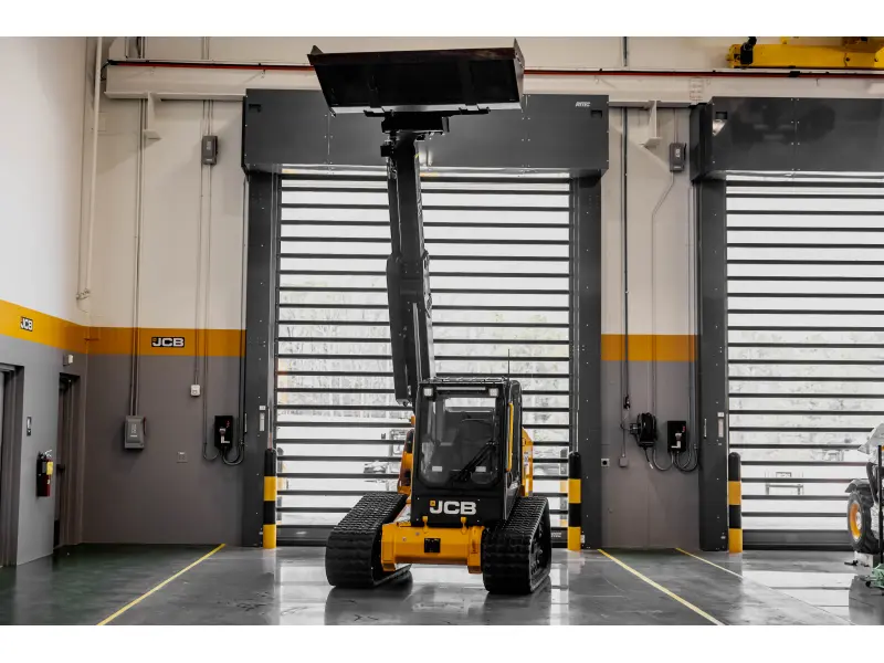 2026 JCB 4TS-8T
