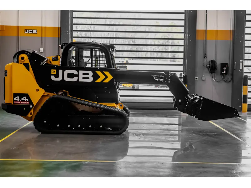 2026 JCB 4TS-8T