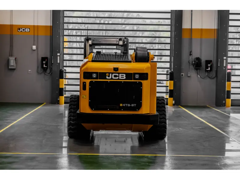 2026 JCB 4TS-8T