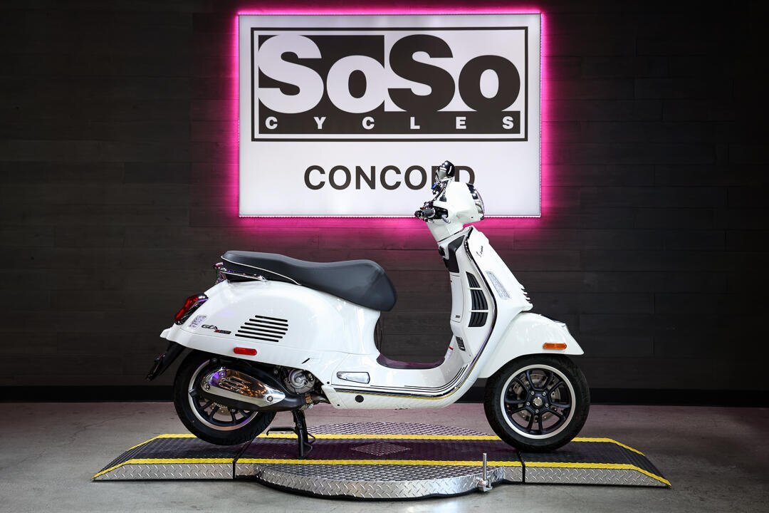 2024 Vespa Gts Super 300 300 SUPER in Concord, CA