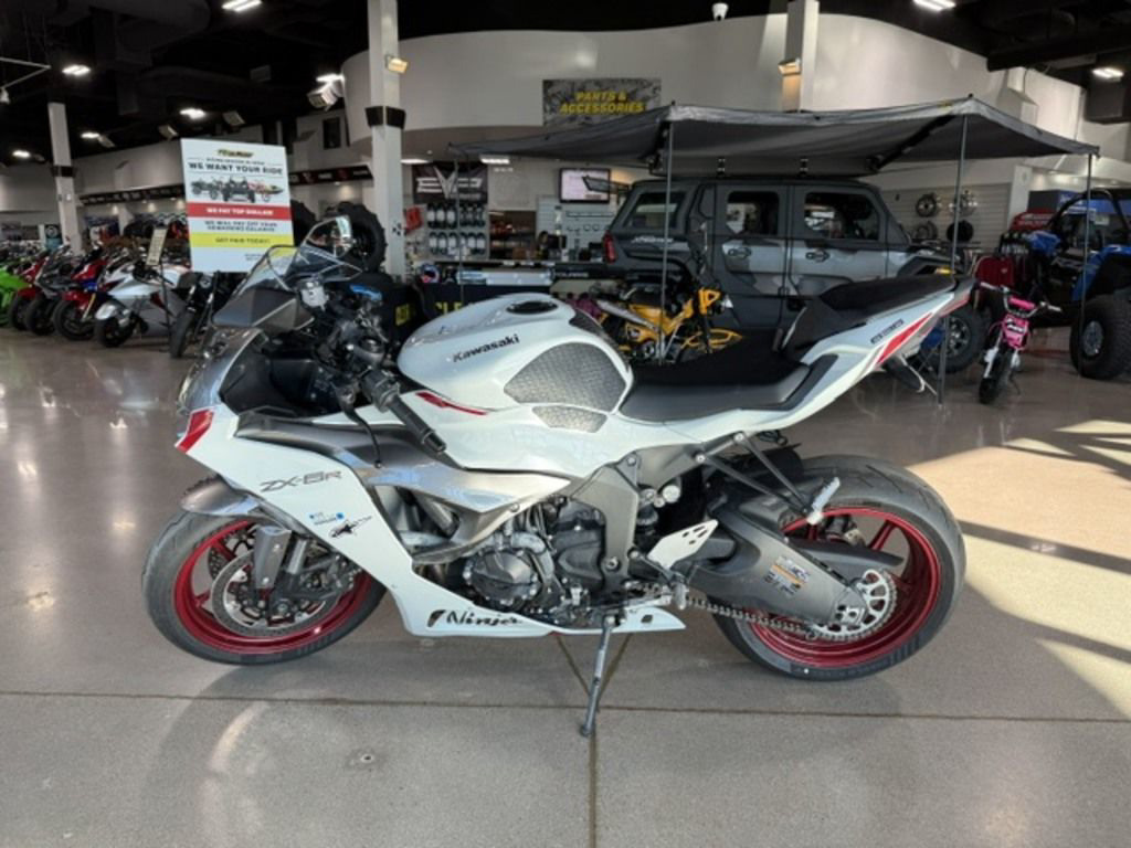 White 2024 Kawasaki Ninja ZX-6R Motorcycles For Sale - Cycle Trader