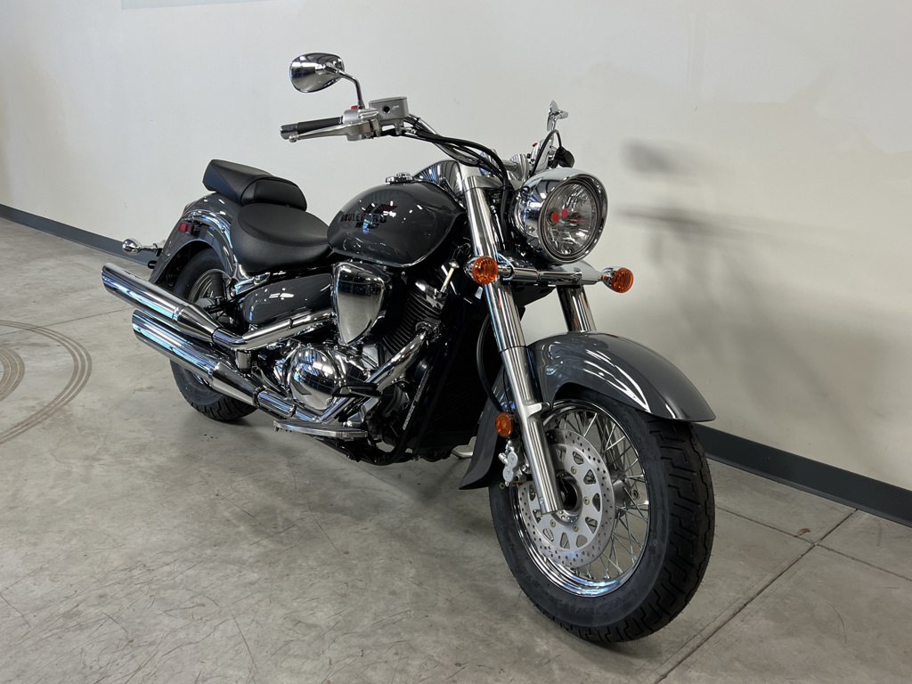 2025 Suzuki Boulevard C50 C50 in Peninsula, OH