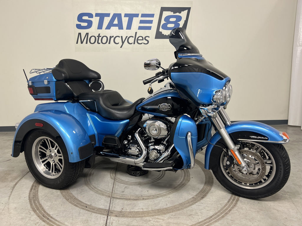 2011 Harley-Davidson Tri-Glide Ultra Classic (FLHTCUTG) in Peninsula, OH