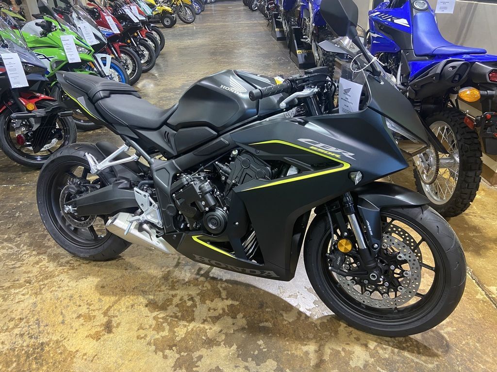 2026 Honda® CBR650R E-Clutch BASE in Athens, GA