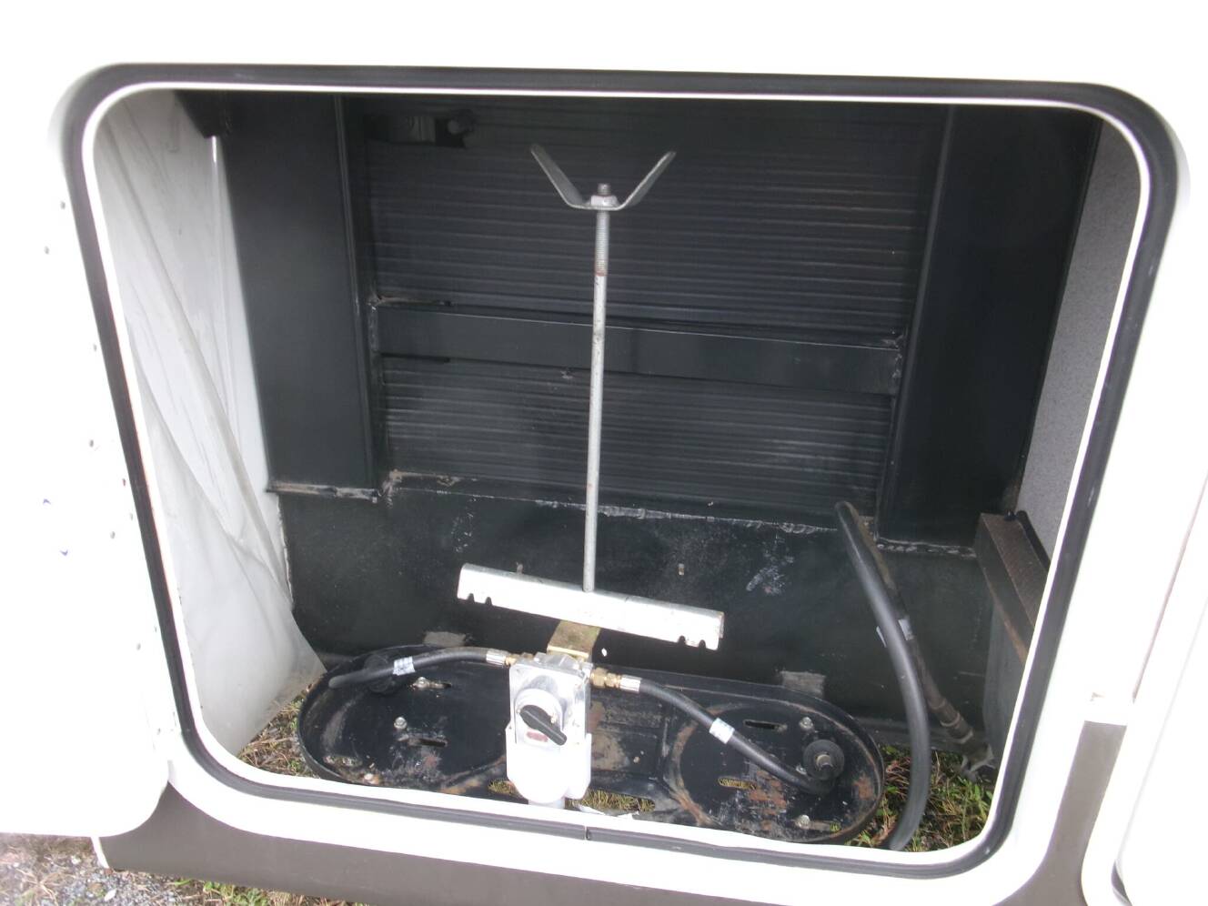 A photo of this 2012 Yellowstone Rv Canyon Trail 30FSES