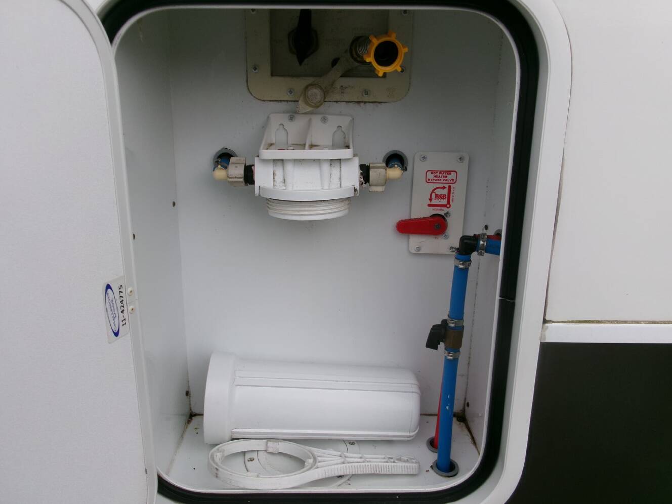 A photo of this 2012 Yellowstone Rv Canyon Trail 30FSES