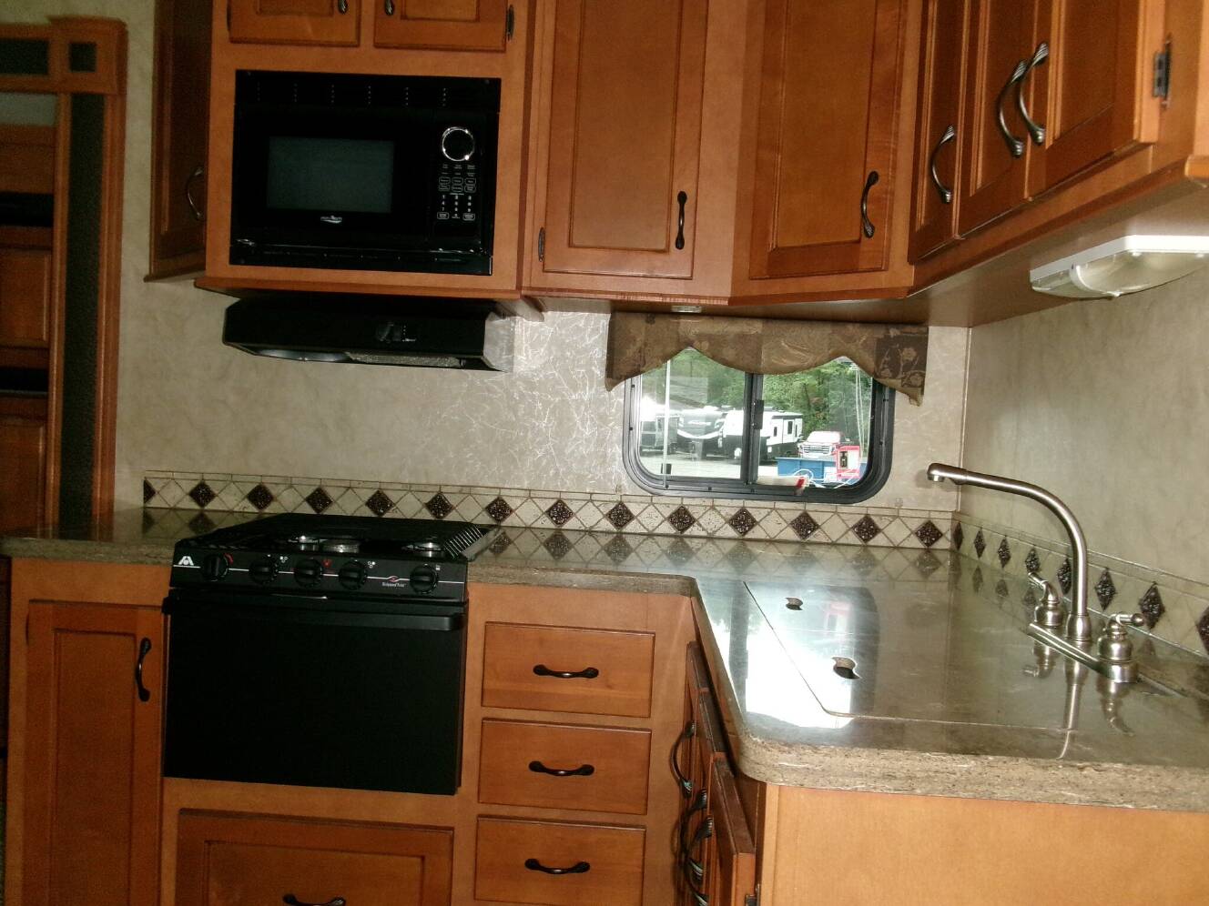A photo of this 2012 Yellowstone Rv Canyon Trail 30FSES