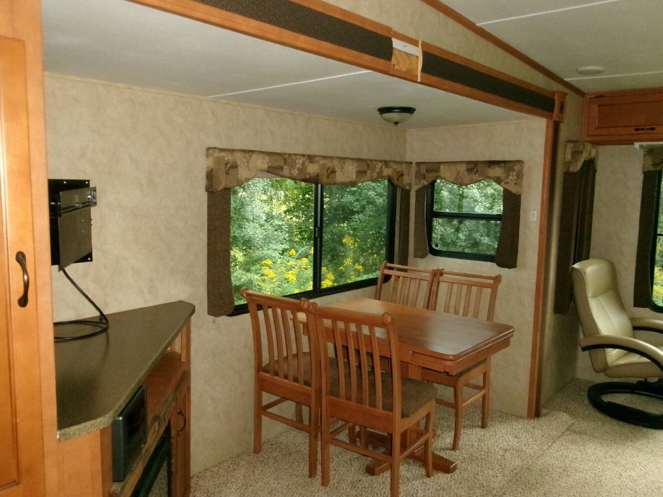 A photo of this 2012 Yellowstone Rv Canyon Trail 30FSES