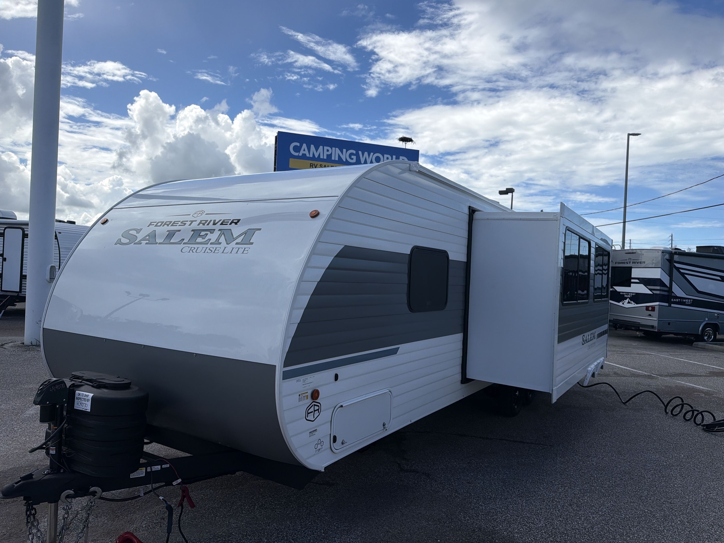 2027 Forest River SALEM CRUISE LITE 263BHXL in holiday FL