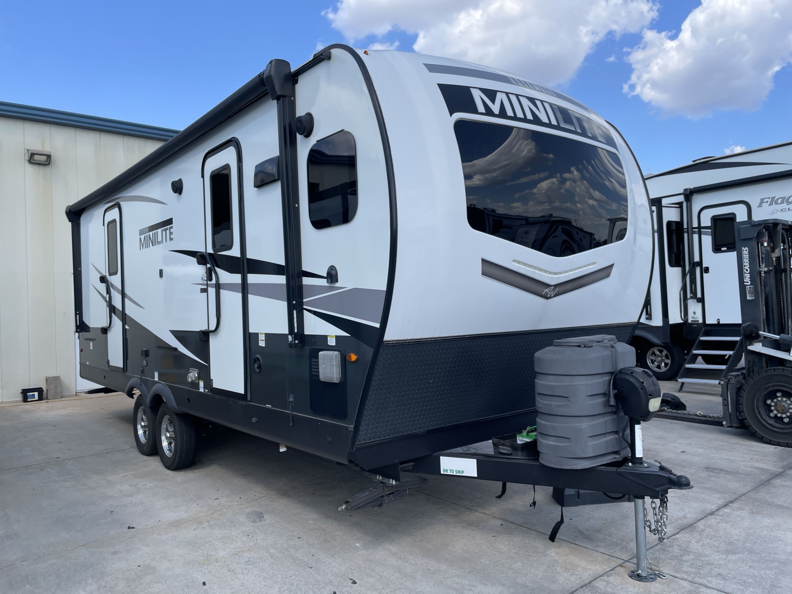 2024 Forest River ROCKWOOD MINI LITE 2516S in oklahoma city OK