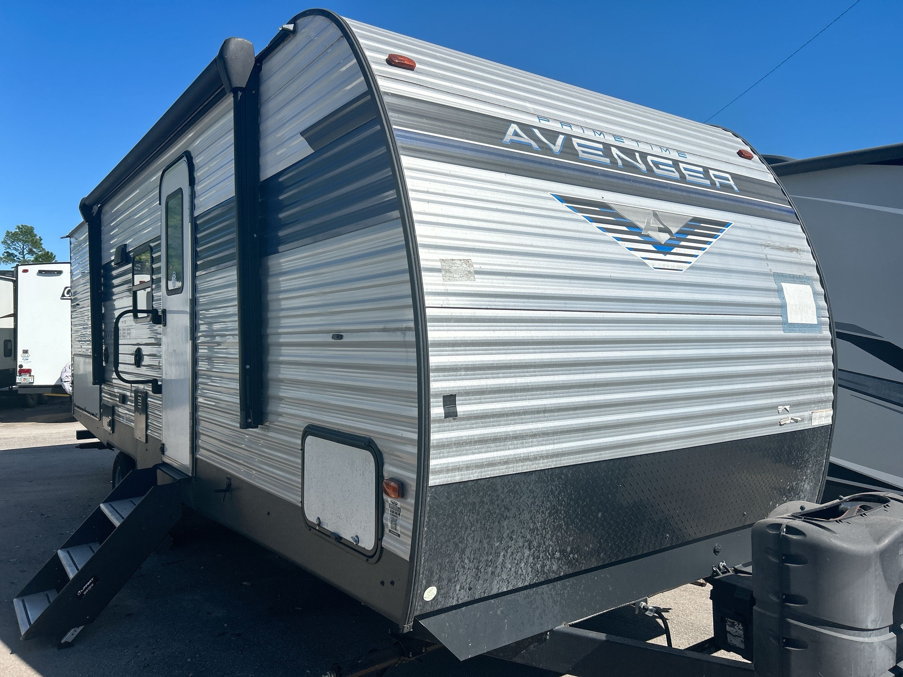 2023 Prime Time AVENGER 24BHS RV