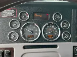 2020 PETERBILT 389
