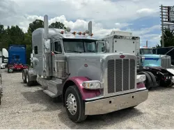 2020 PETERBILT 389