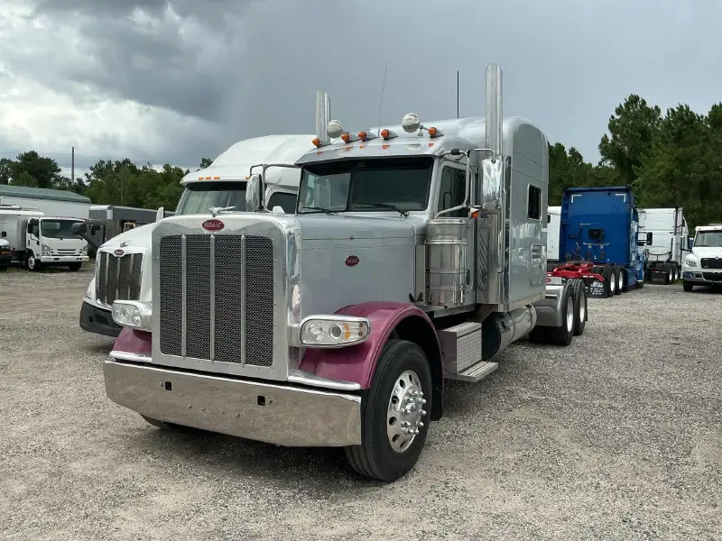 2020 PETERBILT 389