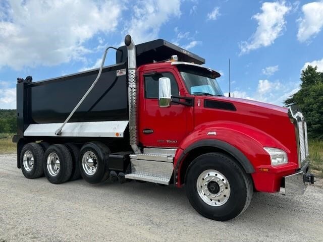 2018 KENWORTH T880 in Chatham, VA