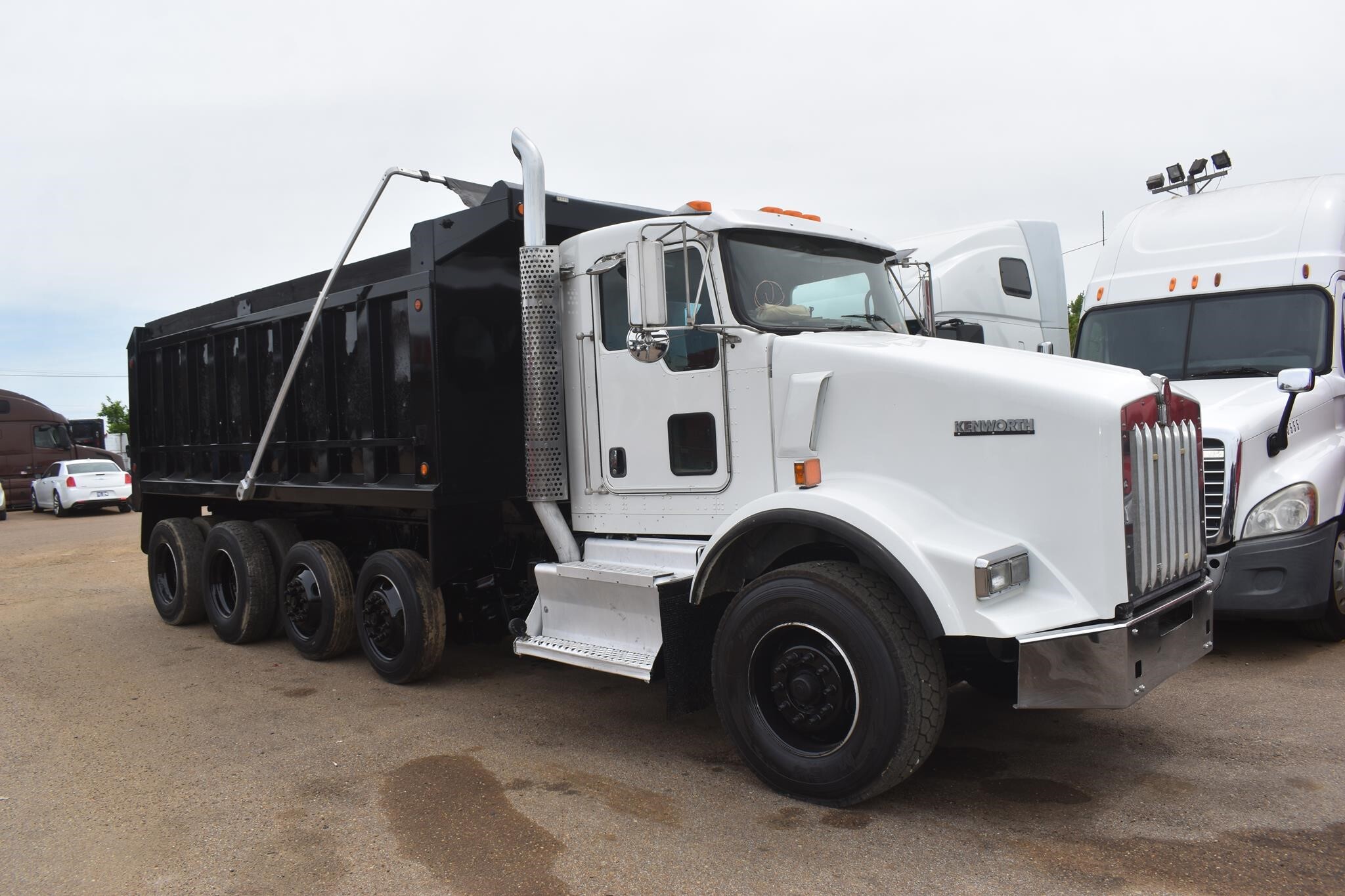 2014 KENWORTH T800 in Covington, TN