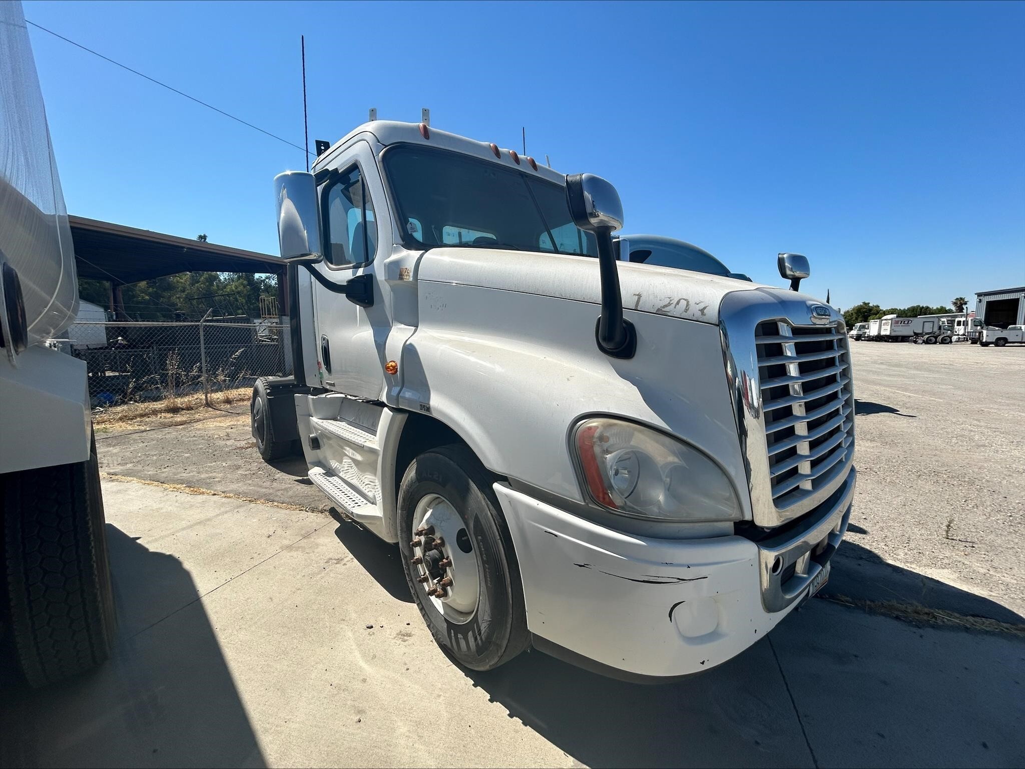 2018 FREIGHTLINER CASCADIA 125 in Fontana, CA