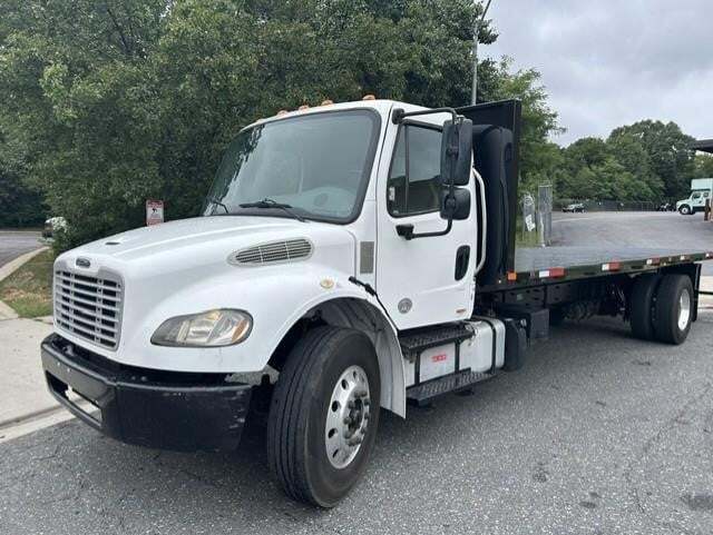 2019 FREIGHTLINER BUSINESS CLASS M2 106 in Landover, MD