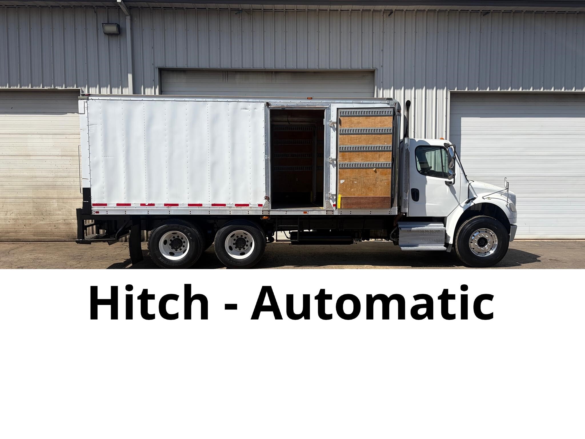 2014 FREIGHTLINER BUSINESS CLASS M2 106 in Salem Lakes, WI