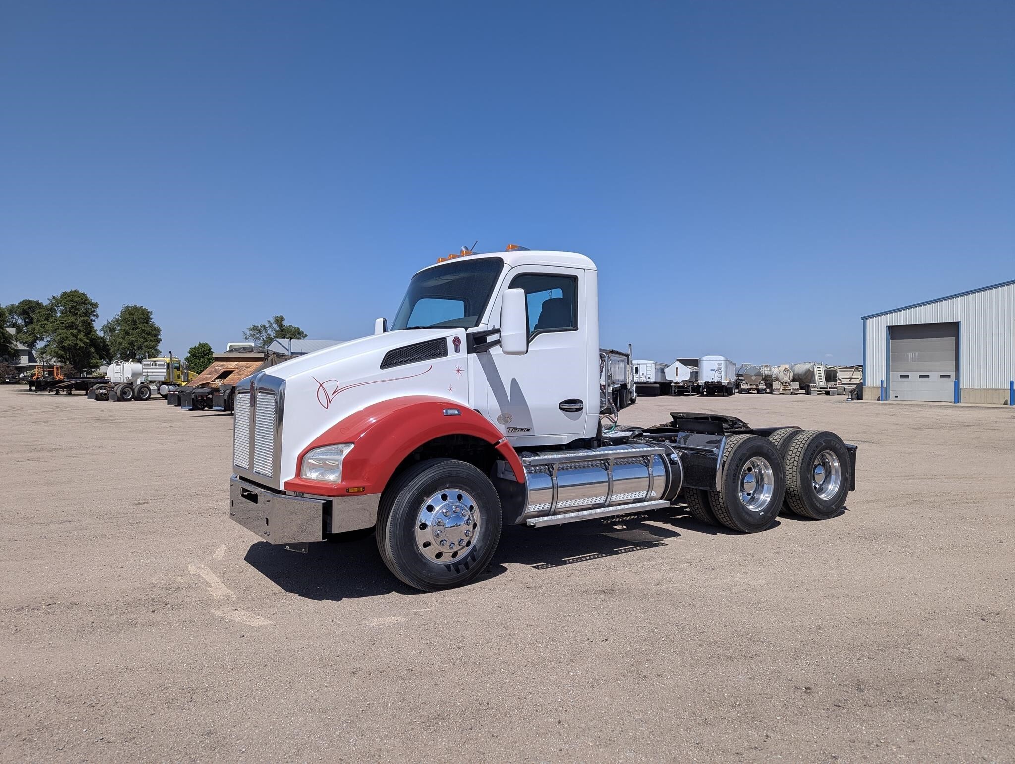 2018 KENWORTH T880 in Sawyer, KS