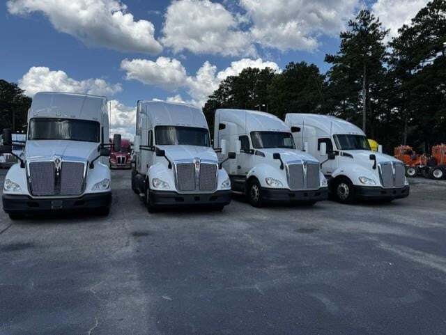 2021 KENWORTH T680 in Griffin, GA