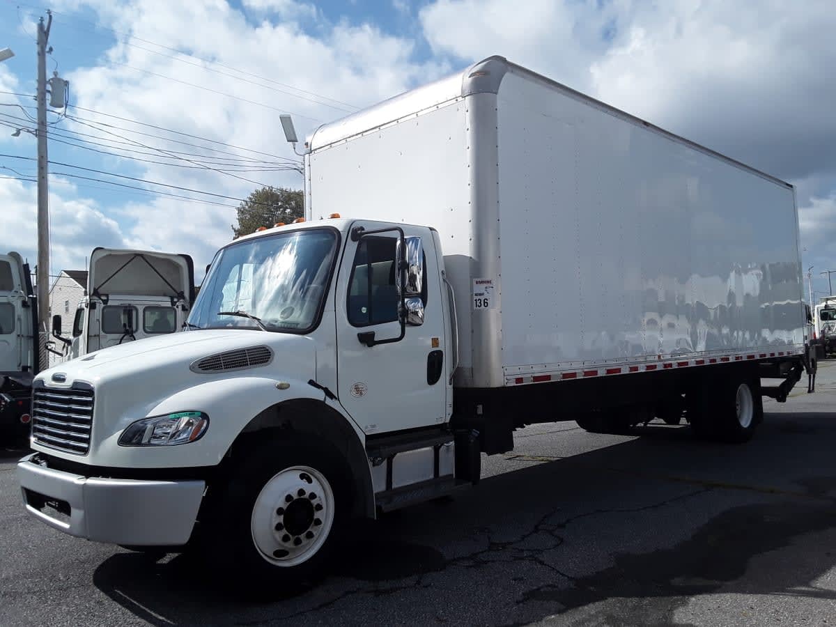 2016 FREIGHTLINER BUSINESS CLASS M2 106 in Allentown, PA