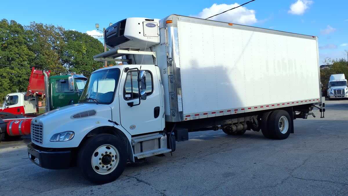2019 FREIGHTLINER BUSINESS CLASS M2 106 in Warwick, RI