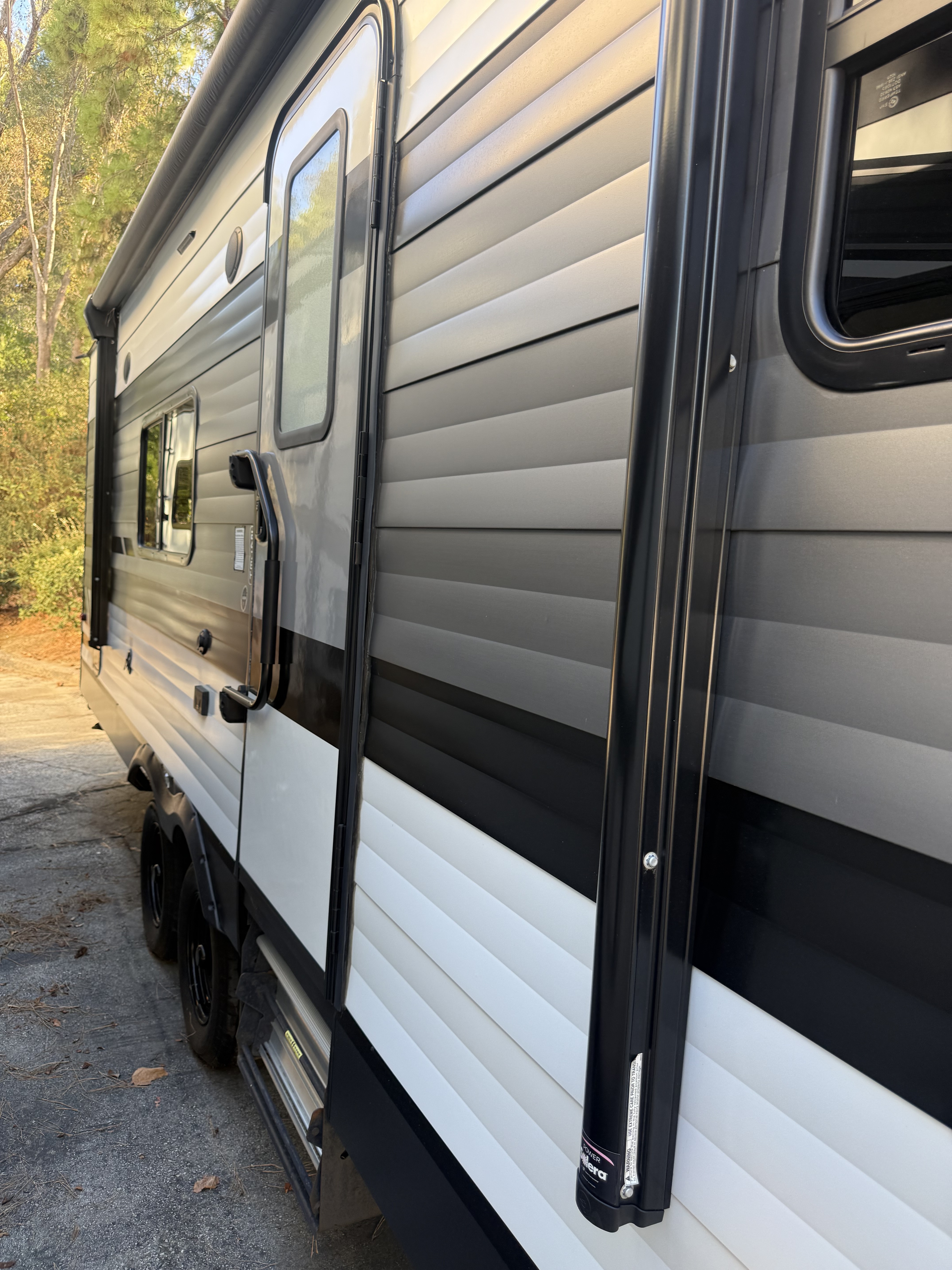 2021 Grand Design TRANSCEND XPLOR 247BH in walnut CA