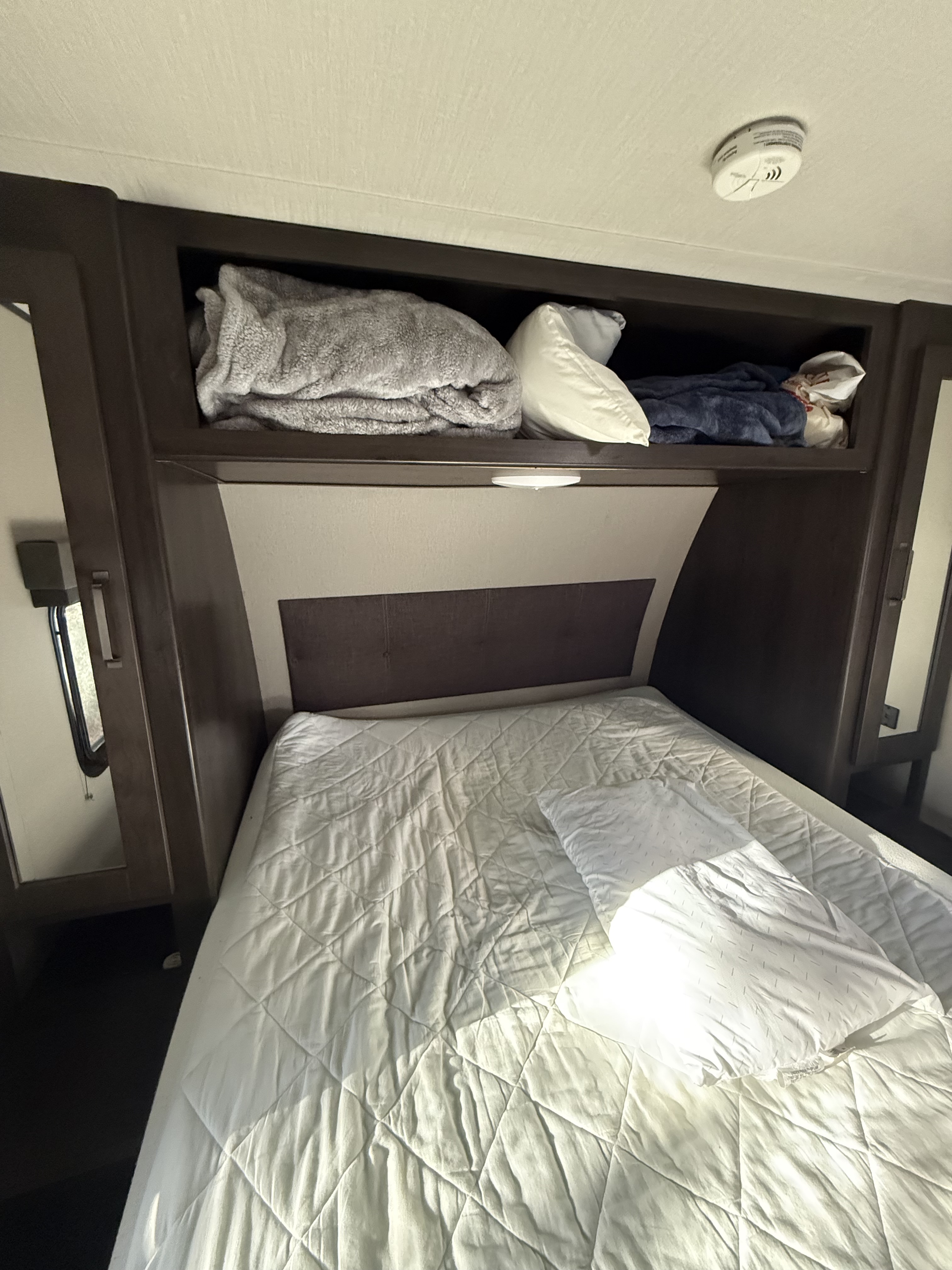 2021 Grand Design TRANSCEND XPLOR 247BH in walnut CA