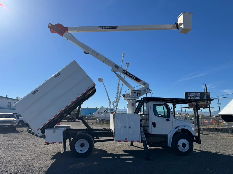 2018 FREIGHTLINER BUSINESS CLASS M2 106