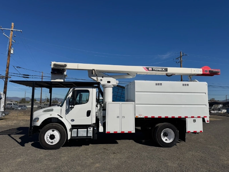 2018 FREIGHTLINER BUSINESS CLASS M2 106