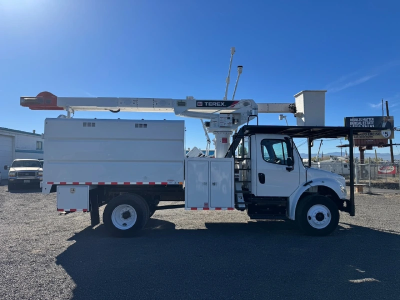 2018 FREIGHTLINER BUSINESS CLASS M2 106