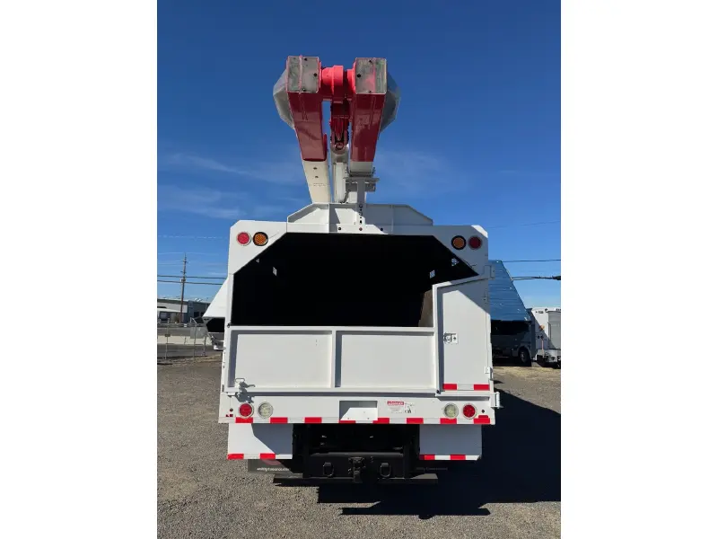 2018 FREIGHTLINER BUSINESS CLASS M2 106