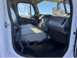 2018 FREIGHTLINER BUSINESS CLASS M2 106