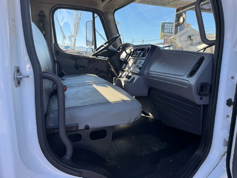 2018 FREIGHTLINER BUSINESS CLASS M2 106